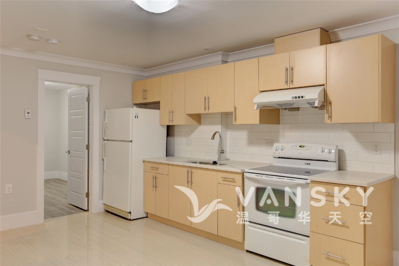 260423100249_3 lower 2 bed kitchen only.jpeg